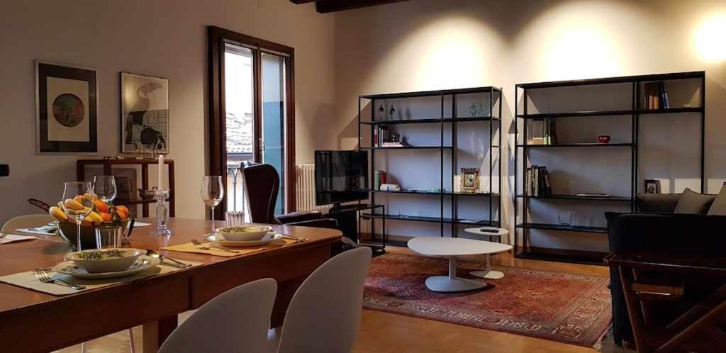 Interno Gavi Apartment Verona Exterior photo