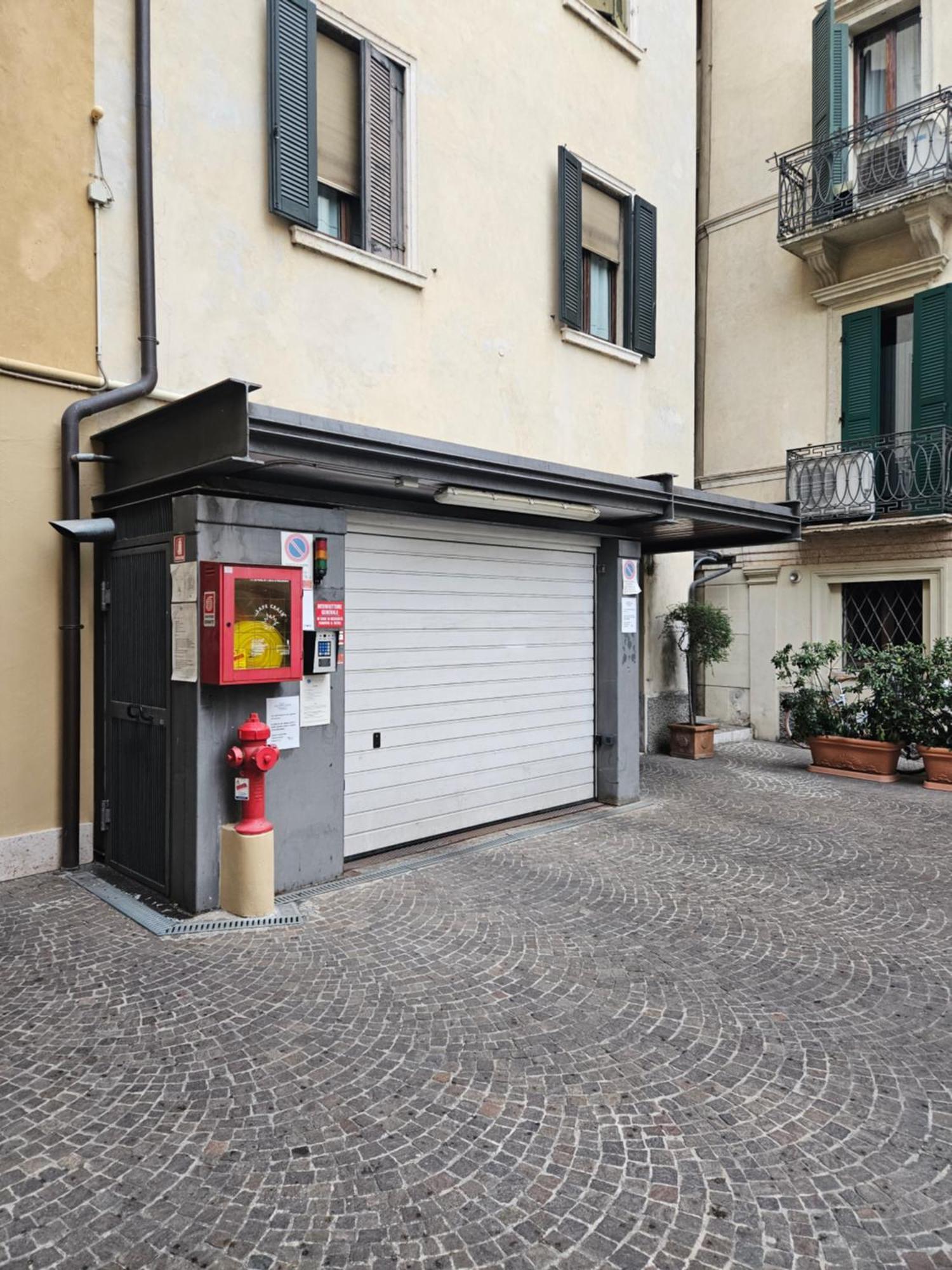Interno Gavi Apartment Verona Exterior photo